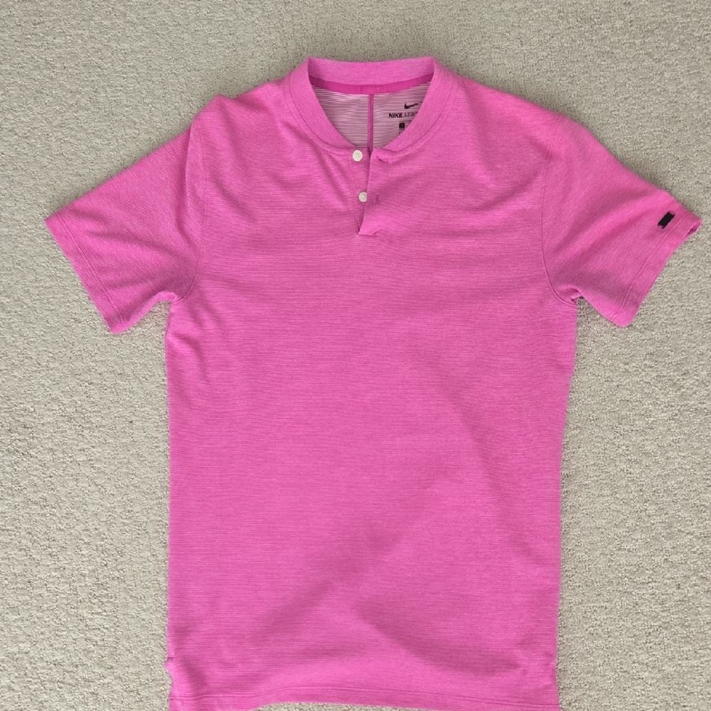 Nike Tiger Woods Aeroreact Pink Golf Polo Small Henley